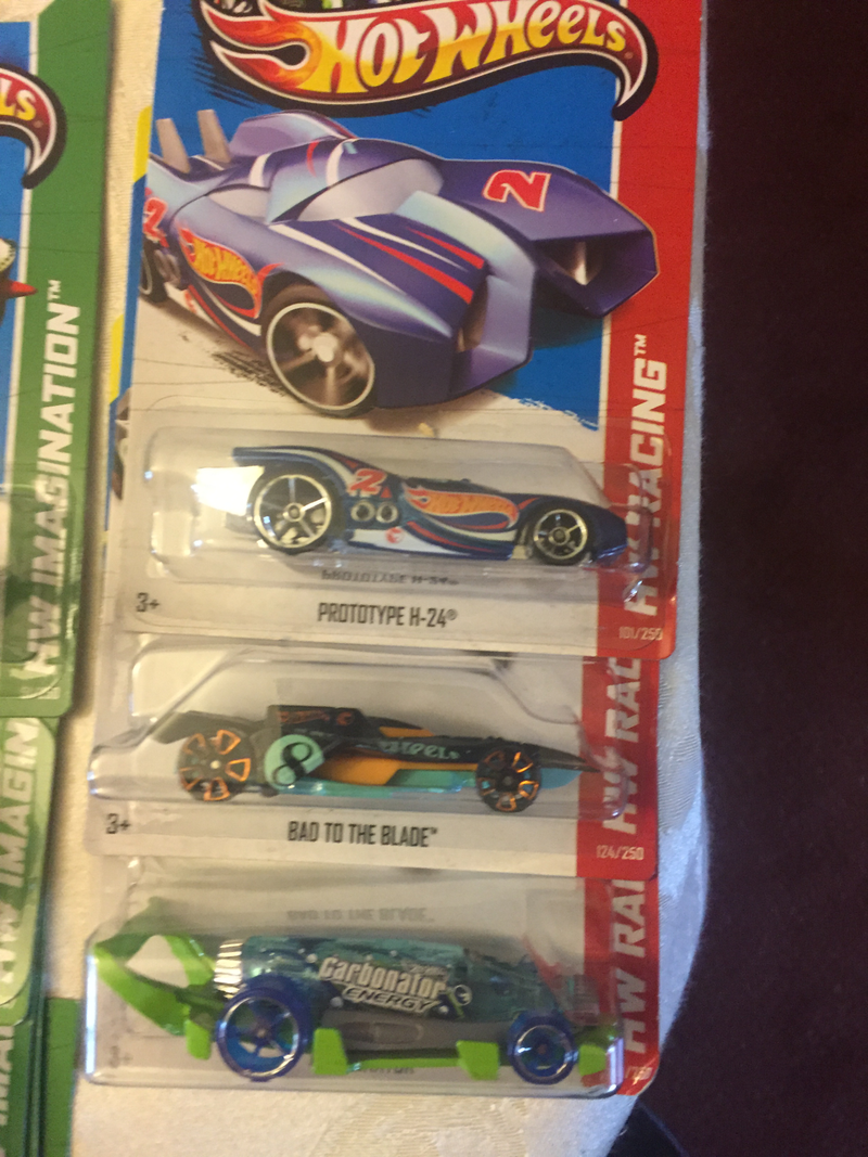 Illustration for article titled Colossal Die-Cast Collection - Box 67 - Whattaya Know, Hot Wheels!